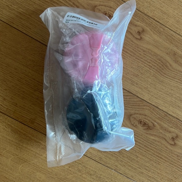 2 silicone hair scalp massager - Picture 4 of 4